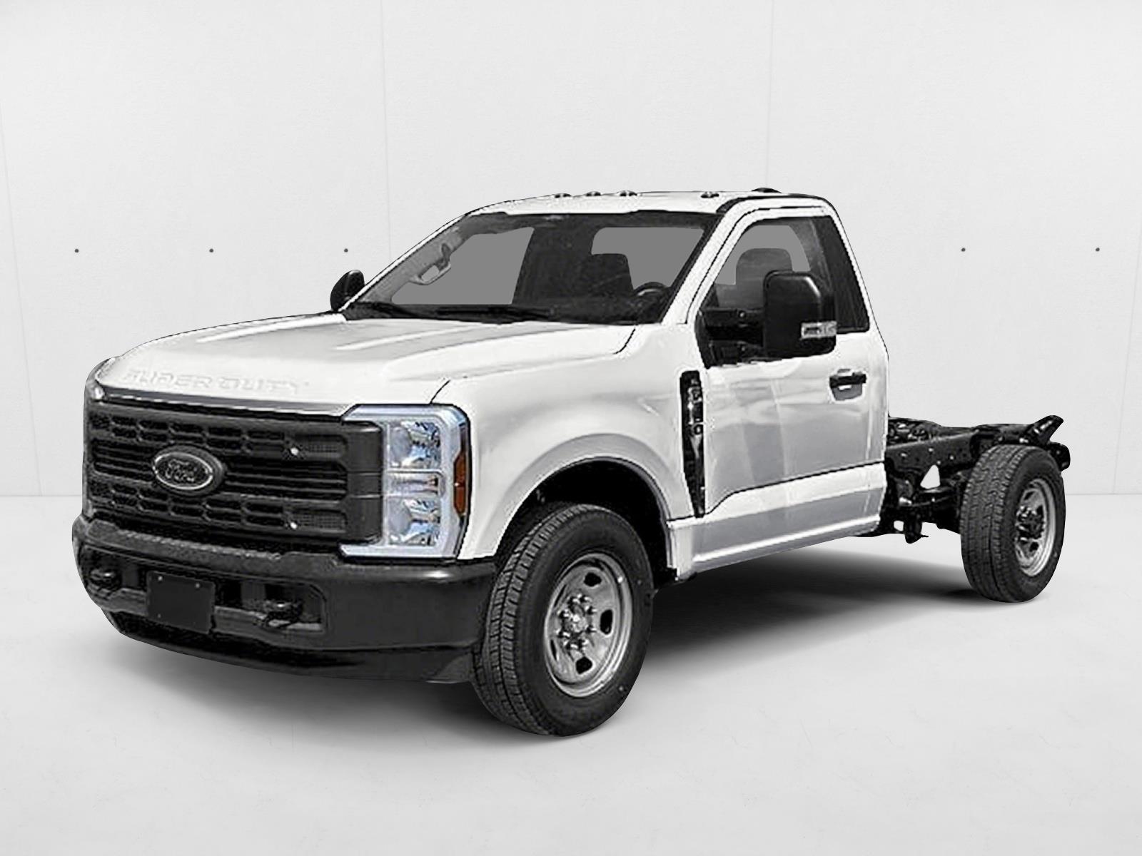 2025 Ford F-350 Super Duty Chassis Cab XL's photo