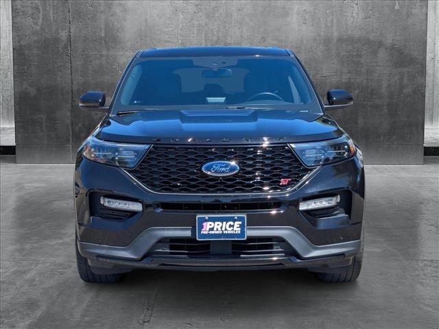 2022 Ford Explorer ST photo 2