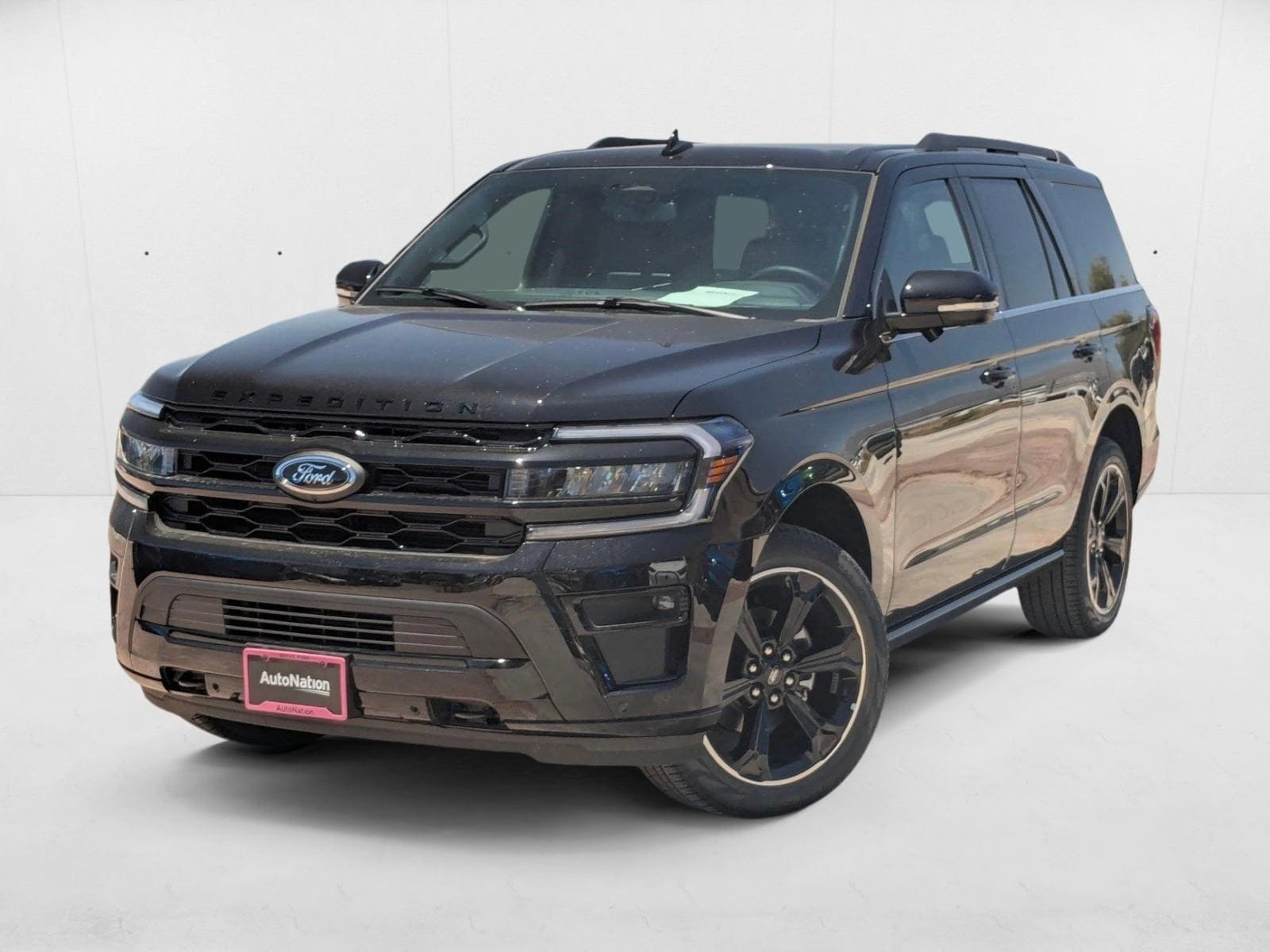 2024 Ford Expedition Limited's photo