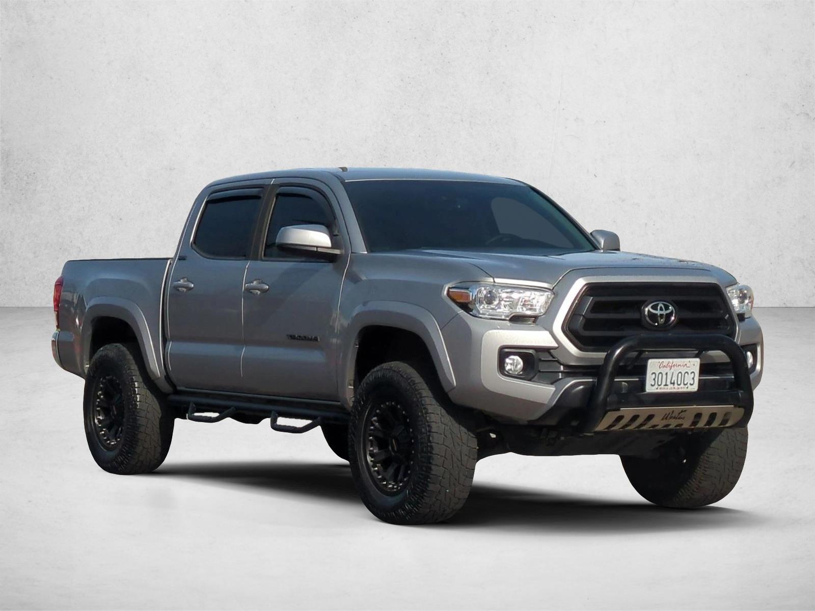 2020 Toyota Tacoma SR5 photo 3