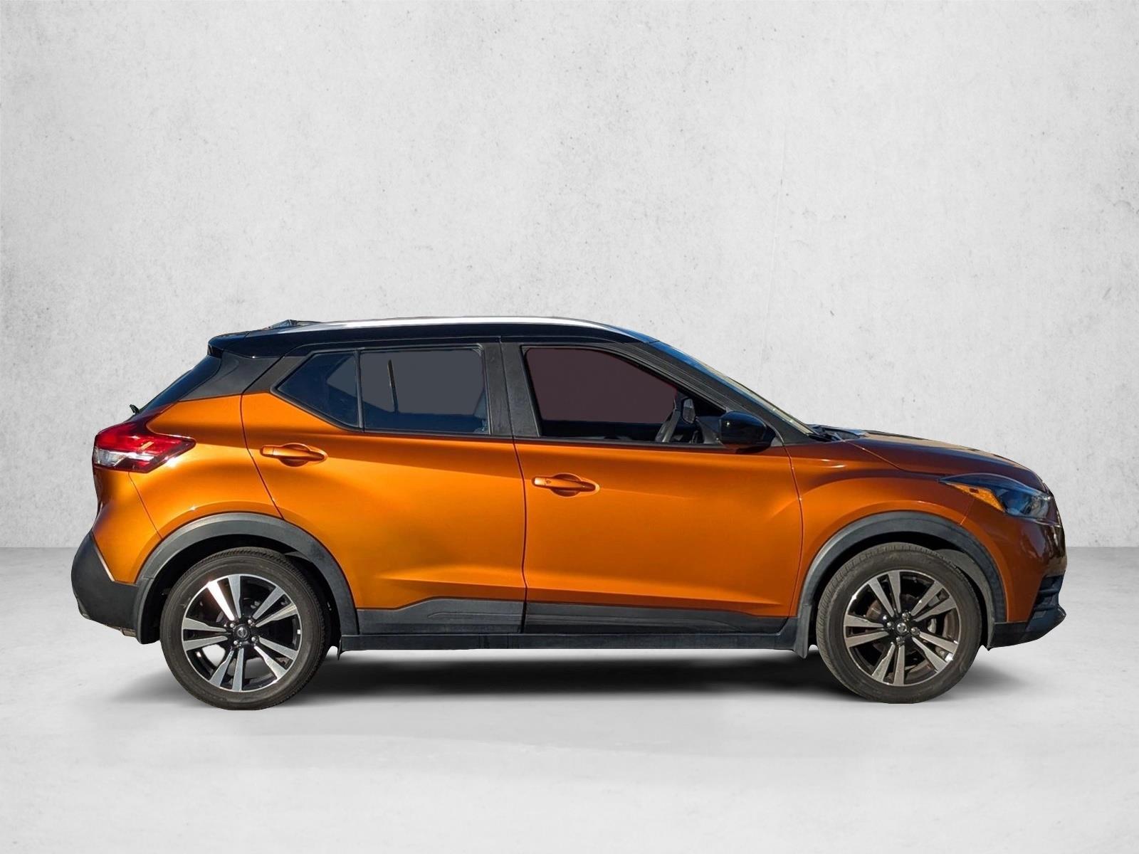2020 Nissan Kicks SV photo 4