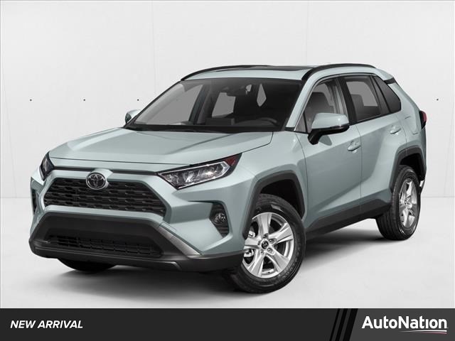 2021 Toyota RAV4 XLE FWD's photo