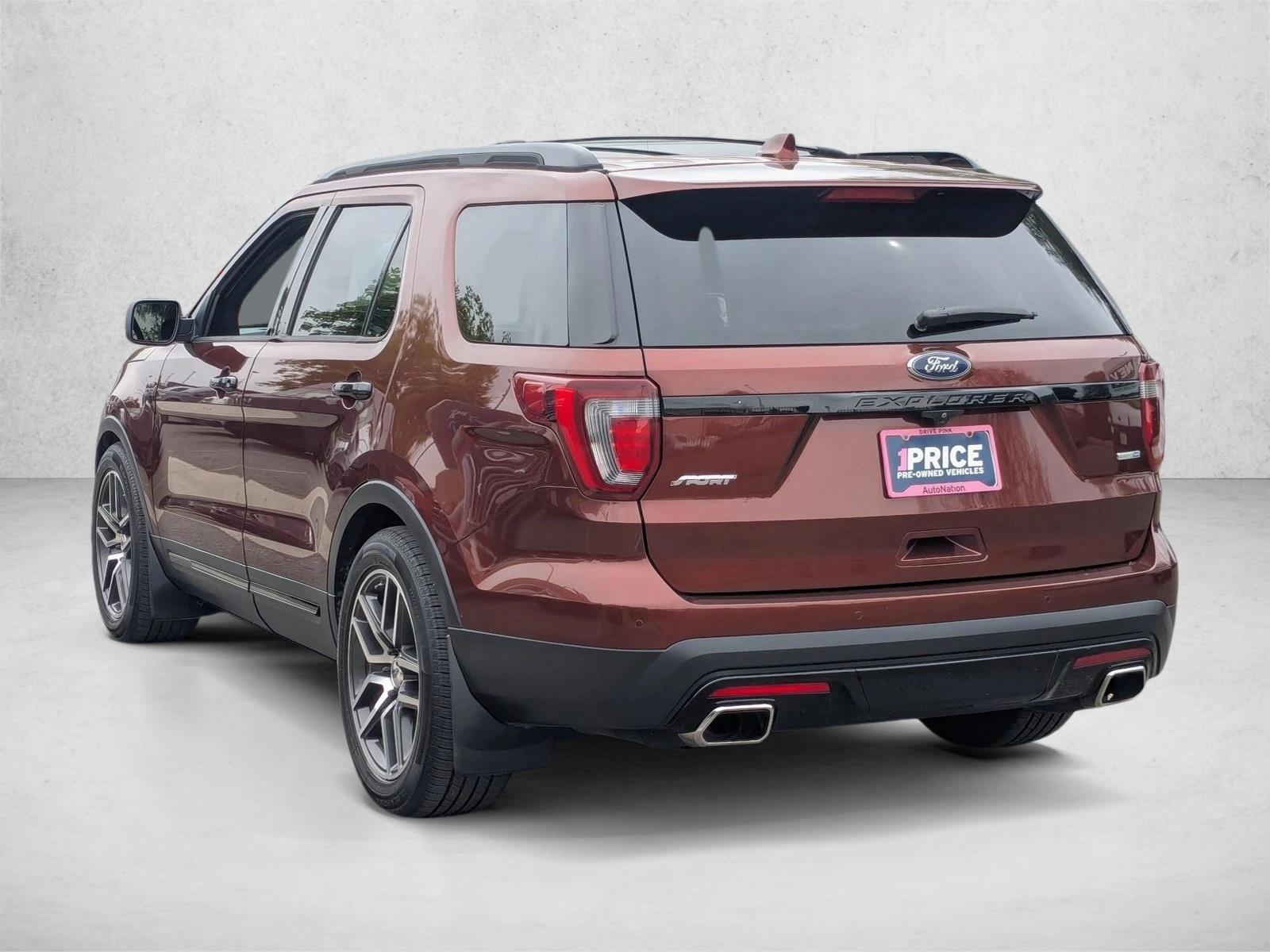 2016 Ford Explorer Sport photo 3