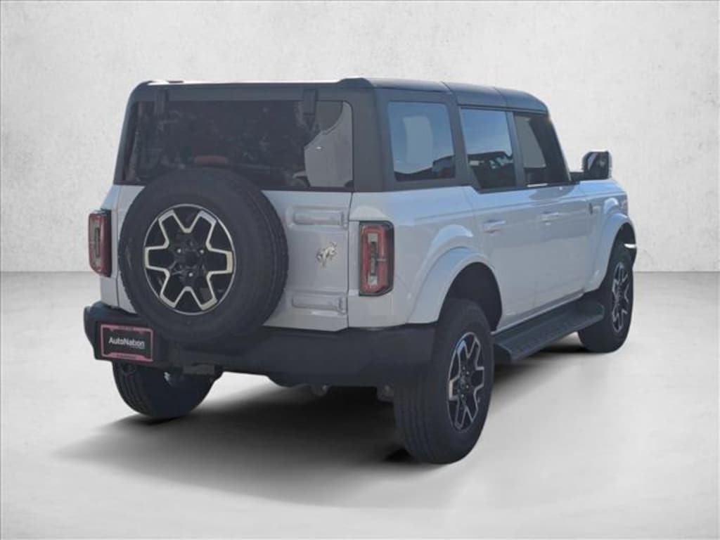 New 2025 Ford Bronco Outer Banks SUV