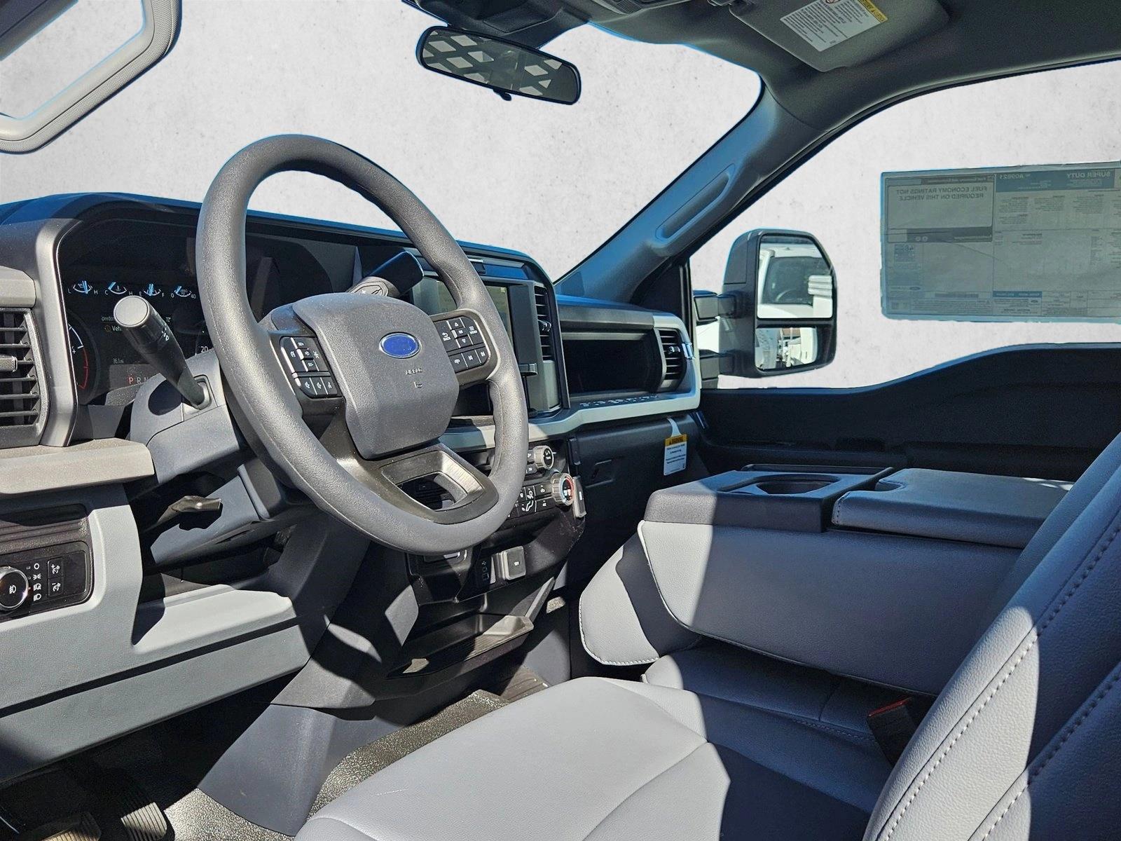 2025 Ford F-550 Super Duty Chassis Cab XL - Photo 13