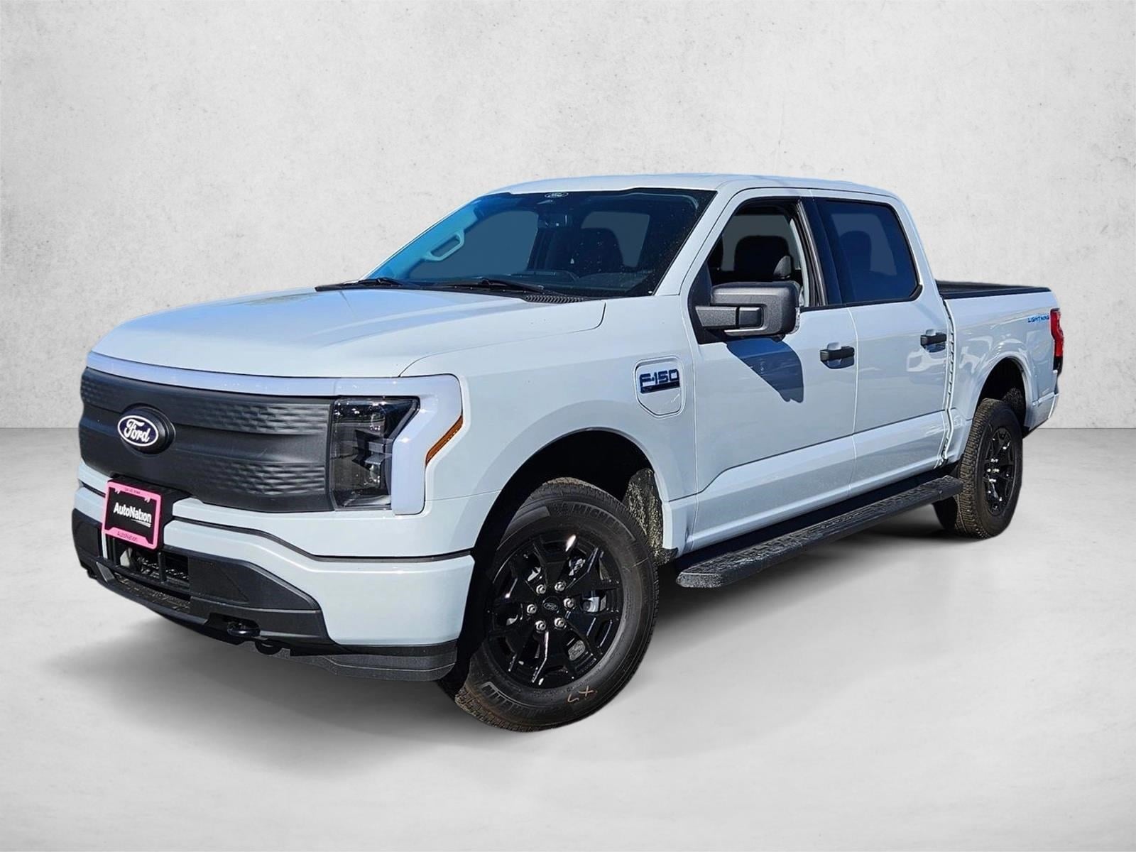 2025 Ford F-150 Lightning XLT's photo