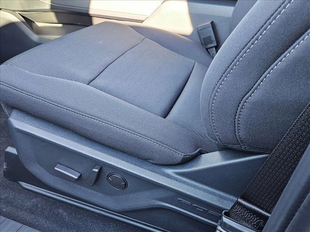 2025 Ford F-150 XLT photo 4