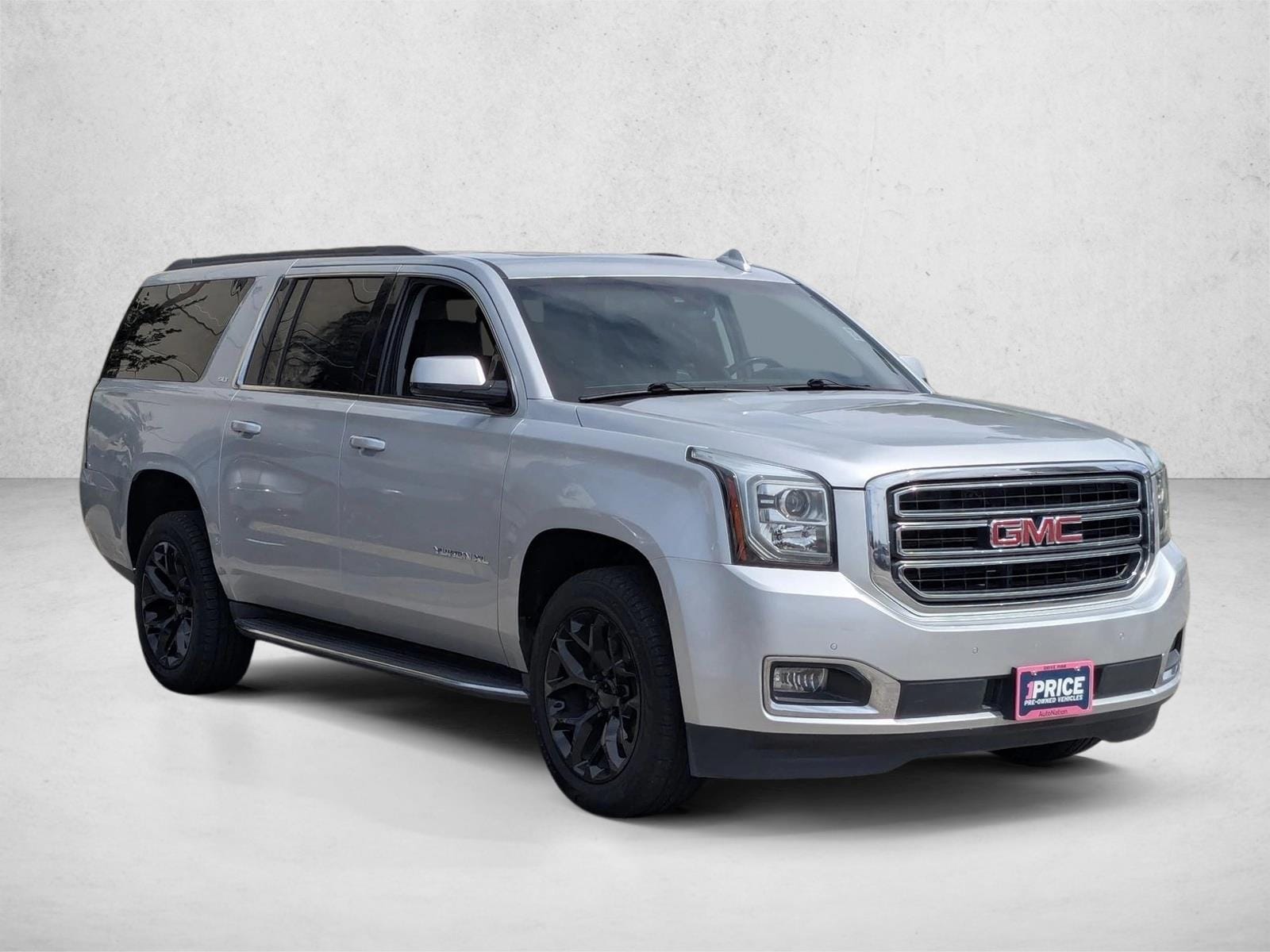 2019 GMC Yukon XL SLT photo 2