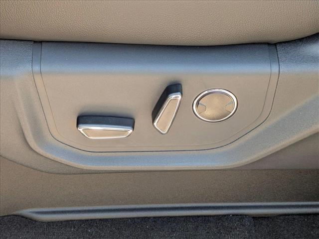 2024 Ford Expedition Limited photo 3