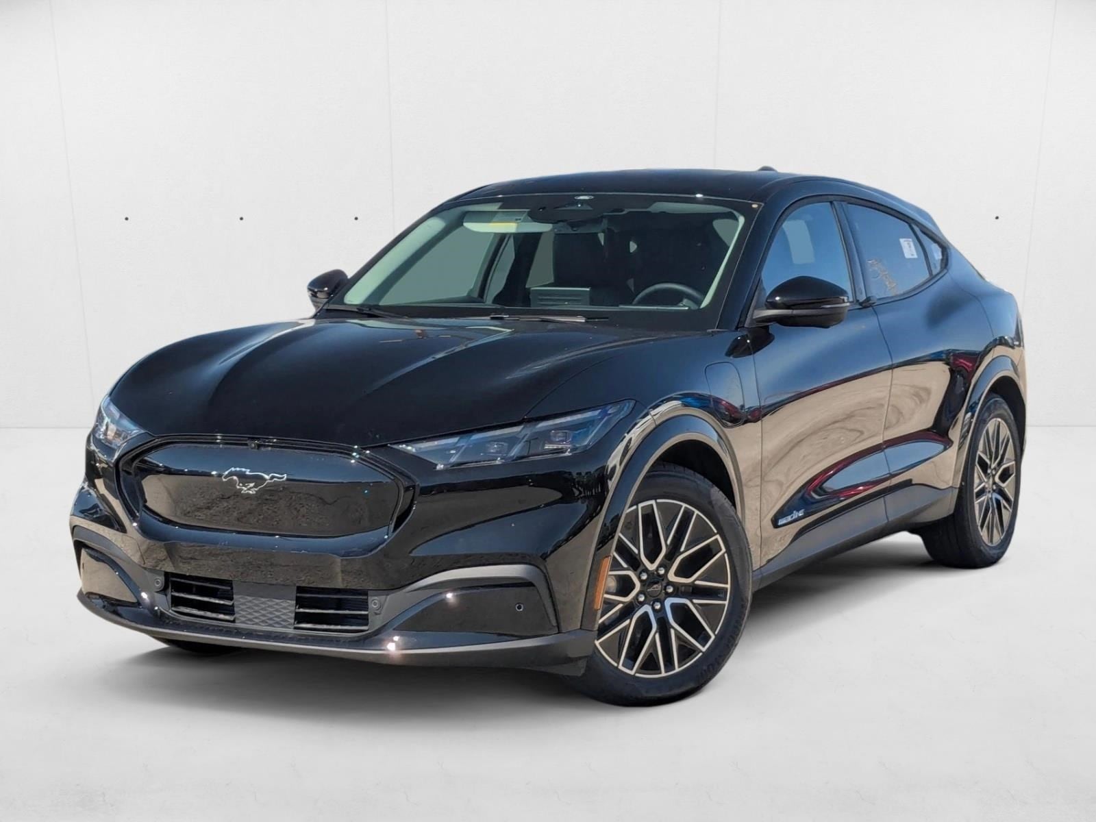 2025 Ford Mustang Mach-E Premium RWD's photo