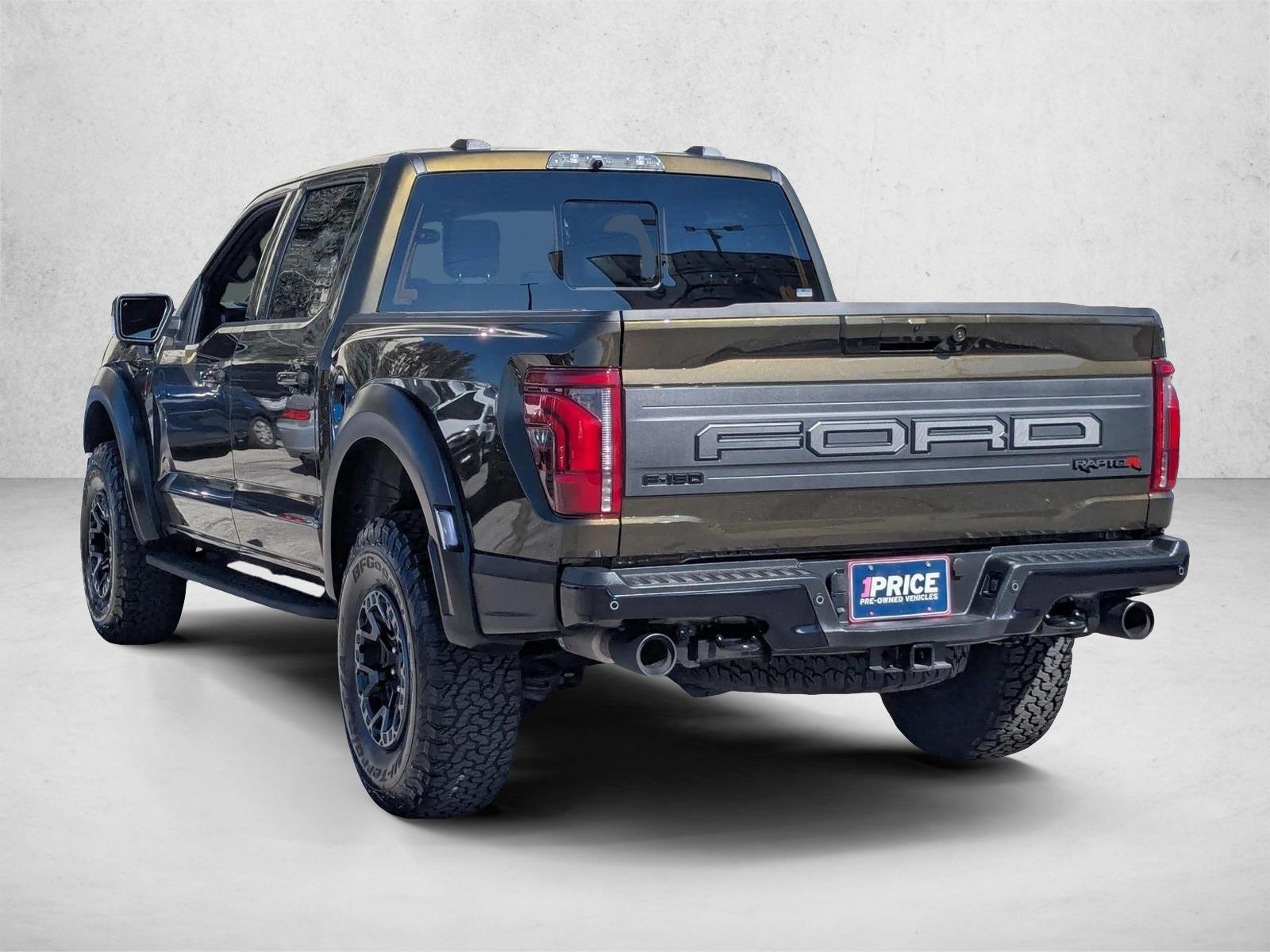 2025 Ford F-150 Raptor photo 3