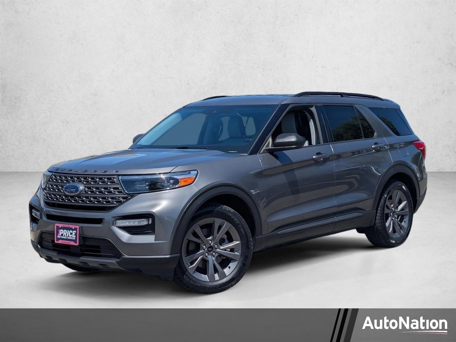 2021 Ford Explorer XLT RWD's photo