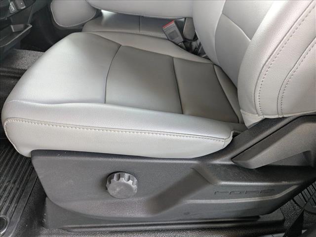 2025 Ford F-550 XL photo 3