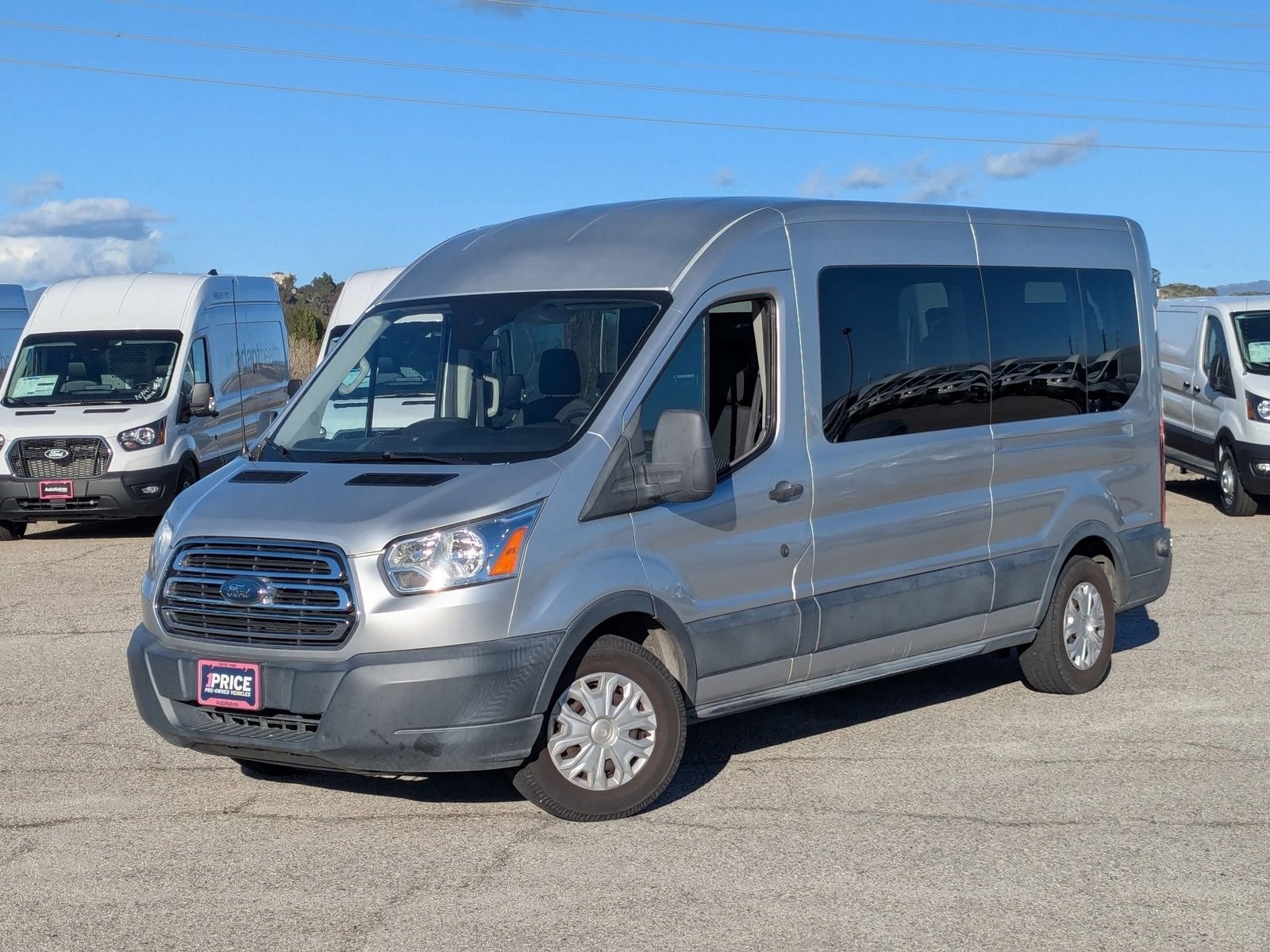 2018 Ford Transit Wagon XLT's photo