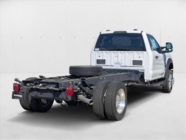 2024 Ford F-550 XLT photo 2
