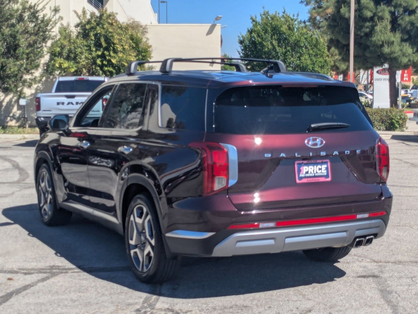 2023 Hyundai Palisade Limited photo 3