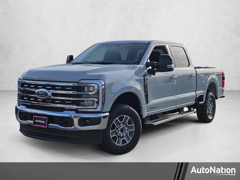 New 2026 Ford F-250 LARIAT Truck Crew Cab