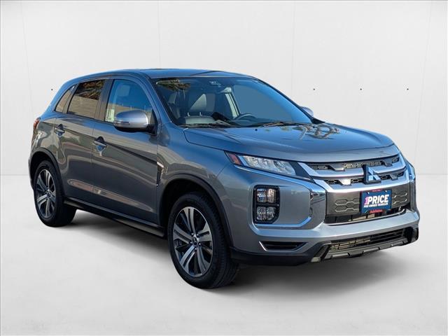 2022 Mitsubishi Outlander Sport SE photo 3