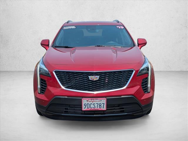 2019 Cadillac XT4 Sport photo 2
