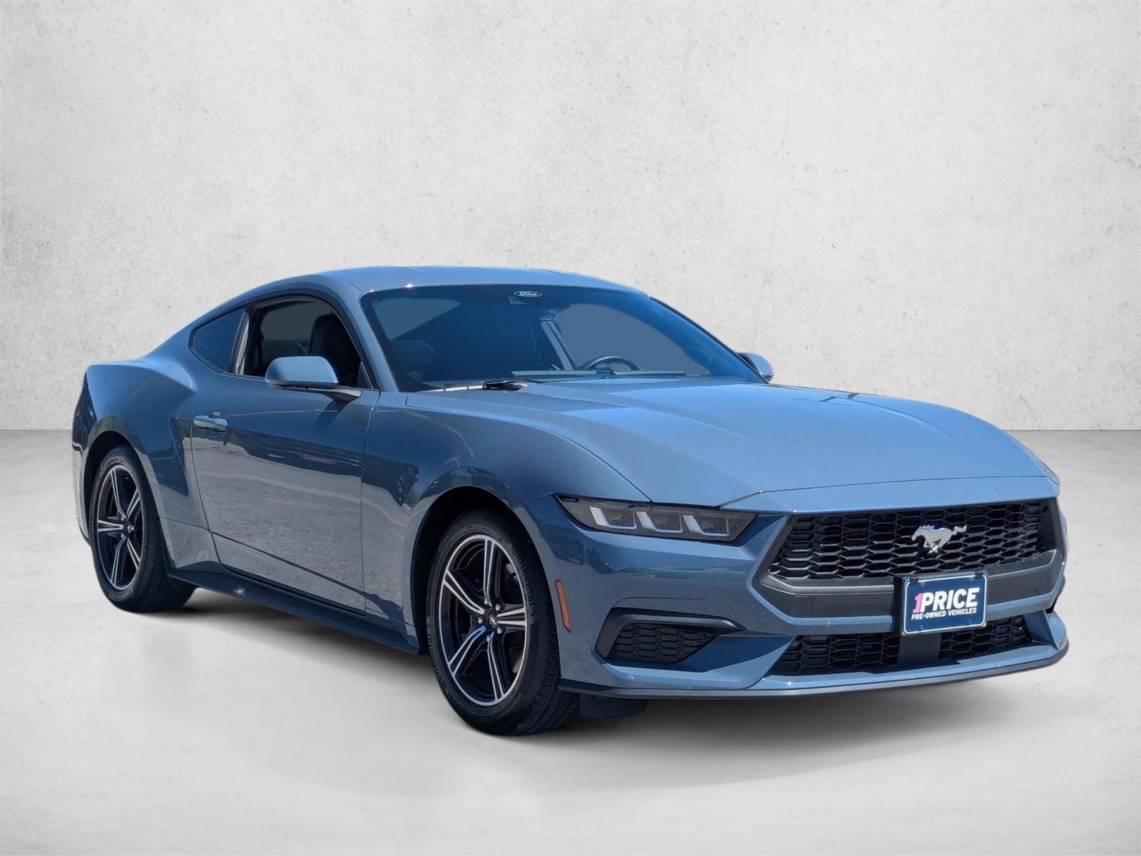 2024 Ford Mustang EcoBoost photo 3