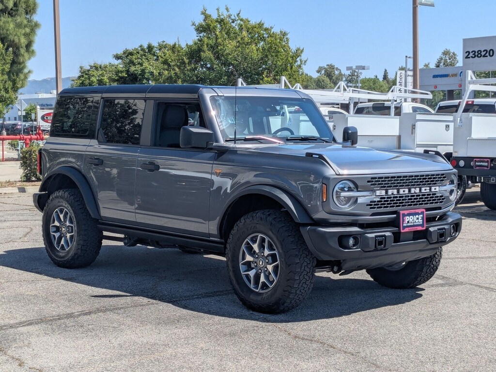 Certified 2025 Ford Bronco Badlands SUV