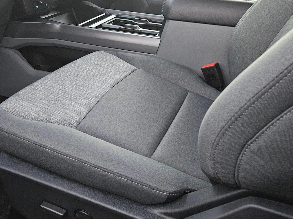 New 2026 Ford F-250 XLT Truck Crew Cab