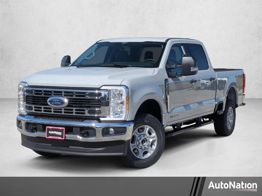 New 2026 Ford F-250 XLT Truck Crew Cab
