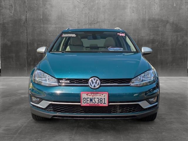 Used 2018 Volkswagen Golf Alltrack Alltrack SE with VIN 3VWH17AU9JM762796 for sale in Carlsbad, CA