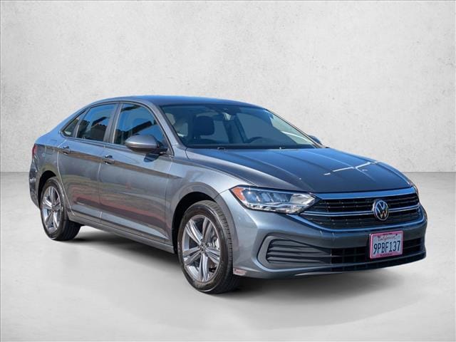 2024 Volkswagen Jetta 1.5T SE photo 3