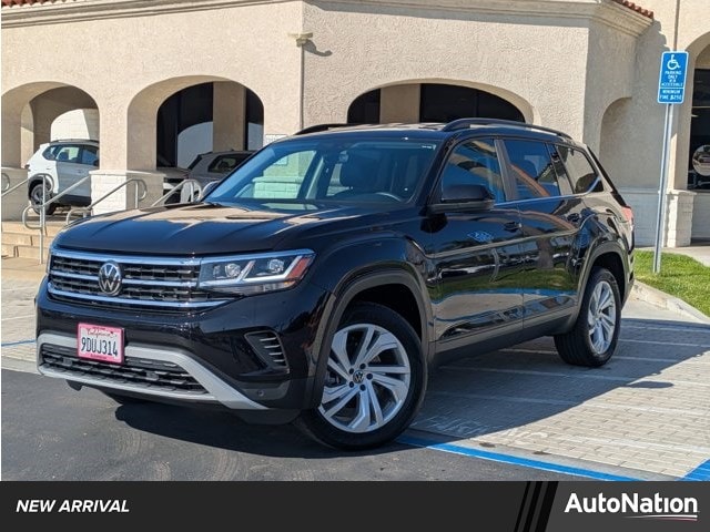 2023 Volkswagen Atlas SE w/Tech's photo