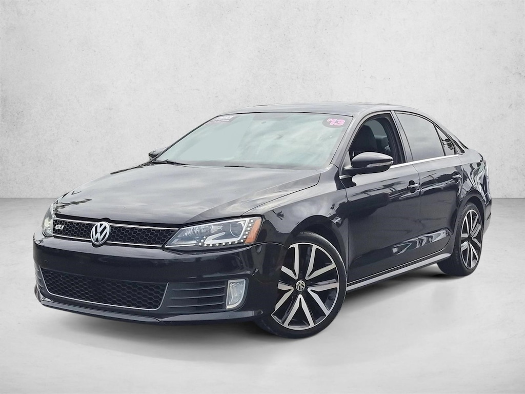 Used 2013 Volkswagen Jetta GLI Autobahn w/Navigation/PZEV Sedan