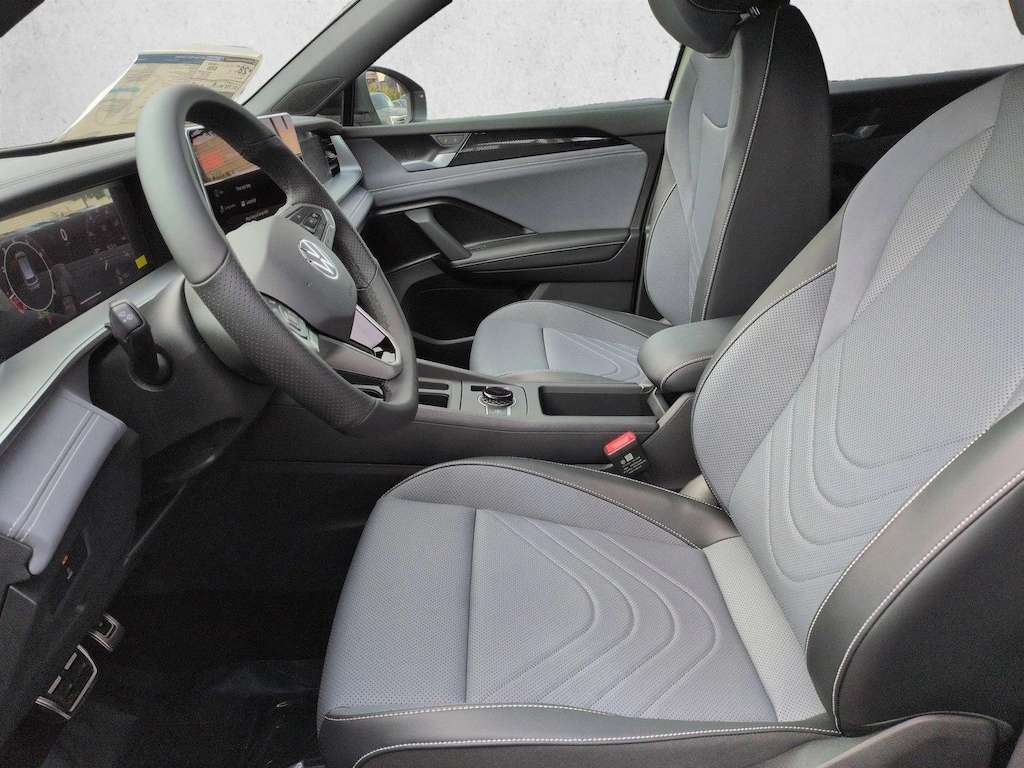 New 2026 Volkswagen Tiguan 2.0T SE R-Line Black SUV