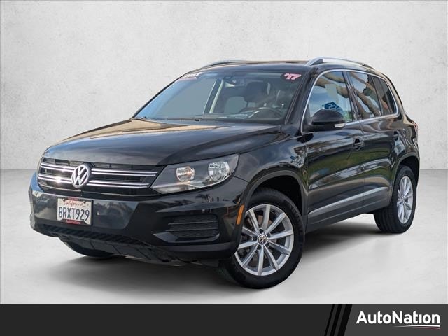 2017 Volkswagen Tiguan Wolfsburg Edition's photo