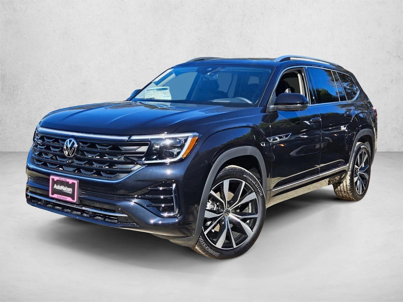 2026 Volkswagen Atlas SEL Premium R-Line's photo
