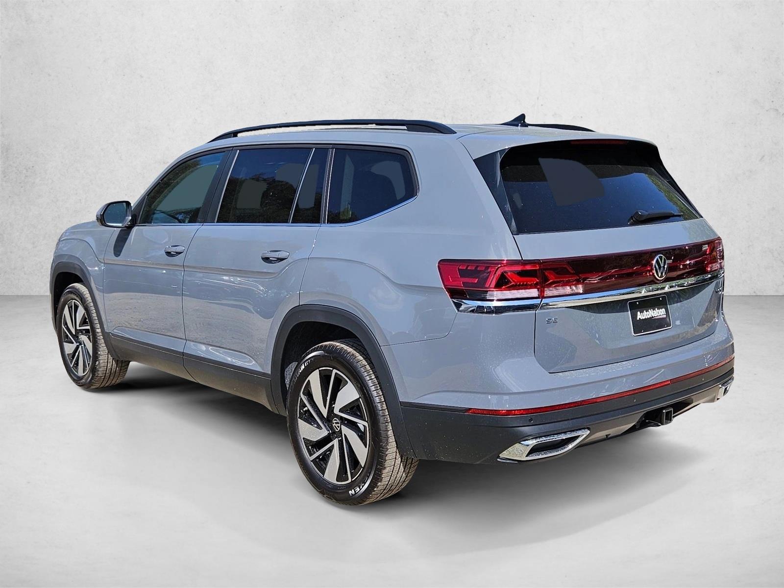 2026 Volkswagen Atlas SE w/Tech - Photo 8