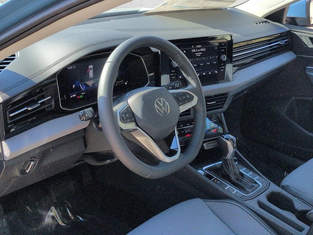 New 2026 Volkswagen Jetta 1.5T SE Sedan