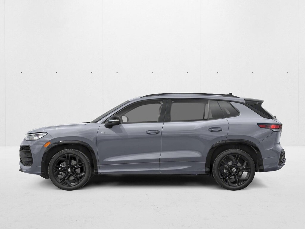 New 2026 Volkswagen Tiguan SE R-Line Black SUV
