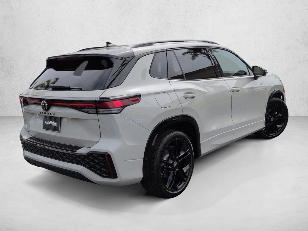 New 2026 Volkswagen Tiguan 2.0T SE R-Line Black SUV