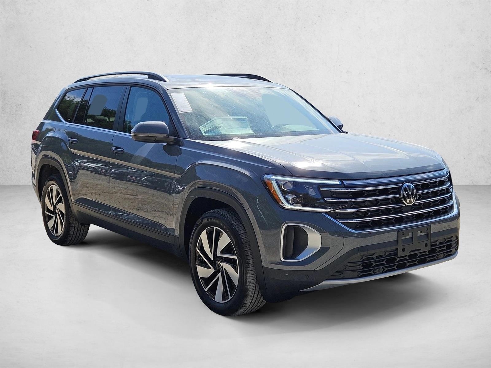 2026 Volkswagen Atlas SE w/Tech - Photo 6