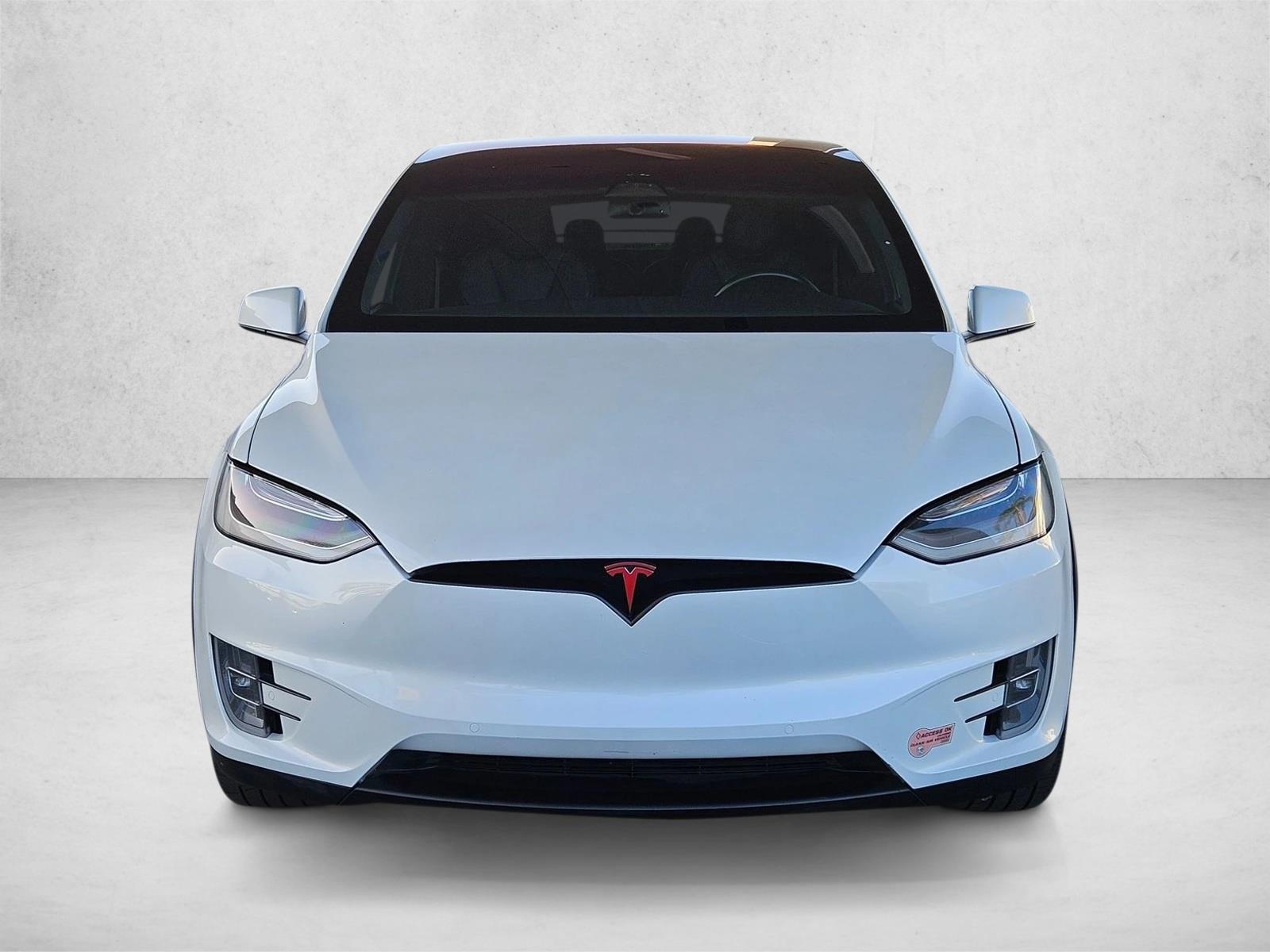 2020 Tesla Model X Long Range photo 2