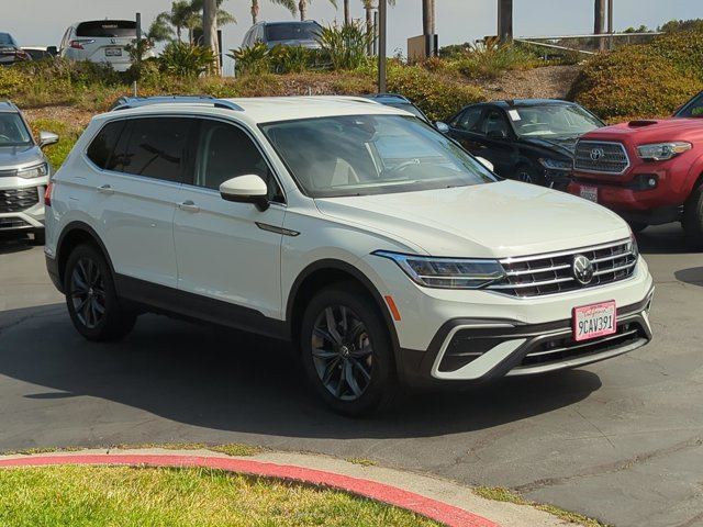 2022 Volkswagen Tiguan SE photo 3