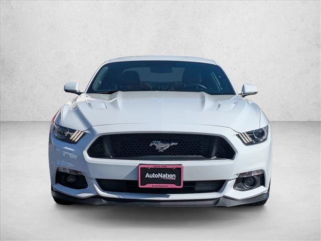 2015 Ford Mustang GT Premium photo 2