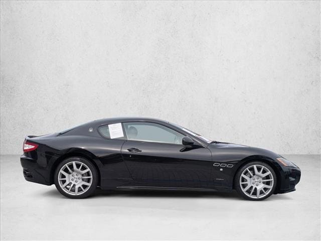 2011 Maserati GranTurismo S Automatic photo 4
