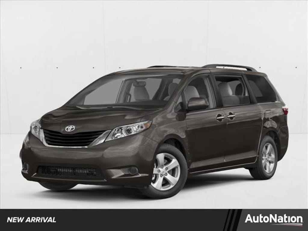 Used 2017 Toyota Sienna LE 7 Passenger Van