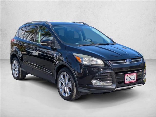 2016 Ford Escape Titanium photo 2