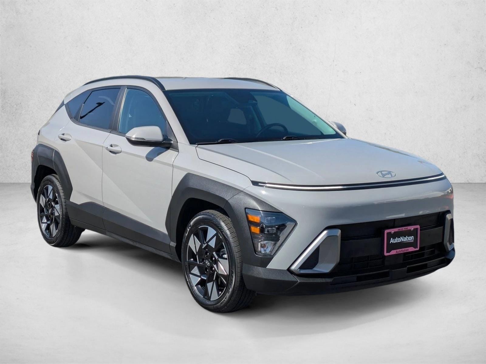 2024 Hyundai Kona SEL photo 2