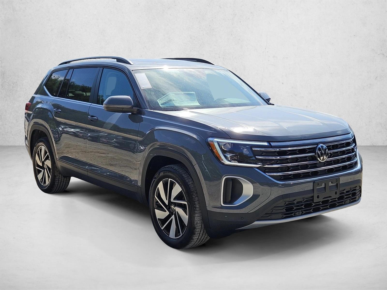 2026 Volkswagen Atlas SE w/Tech - Photo 6