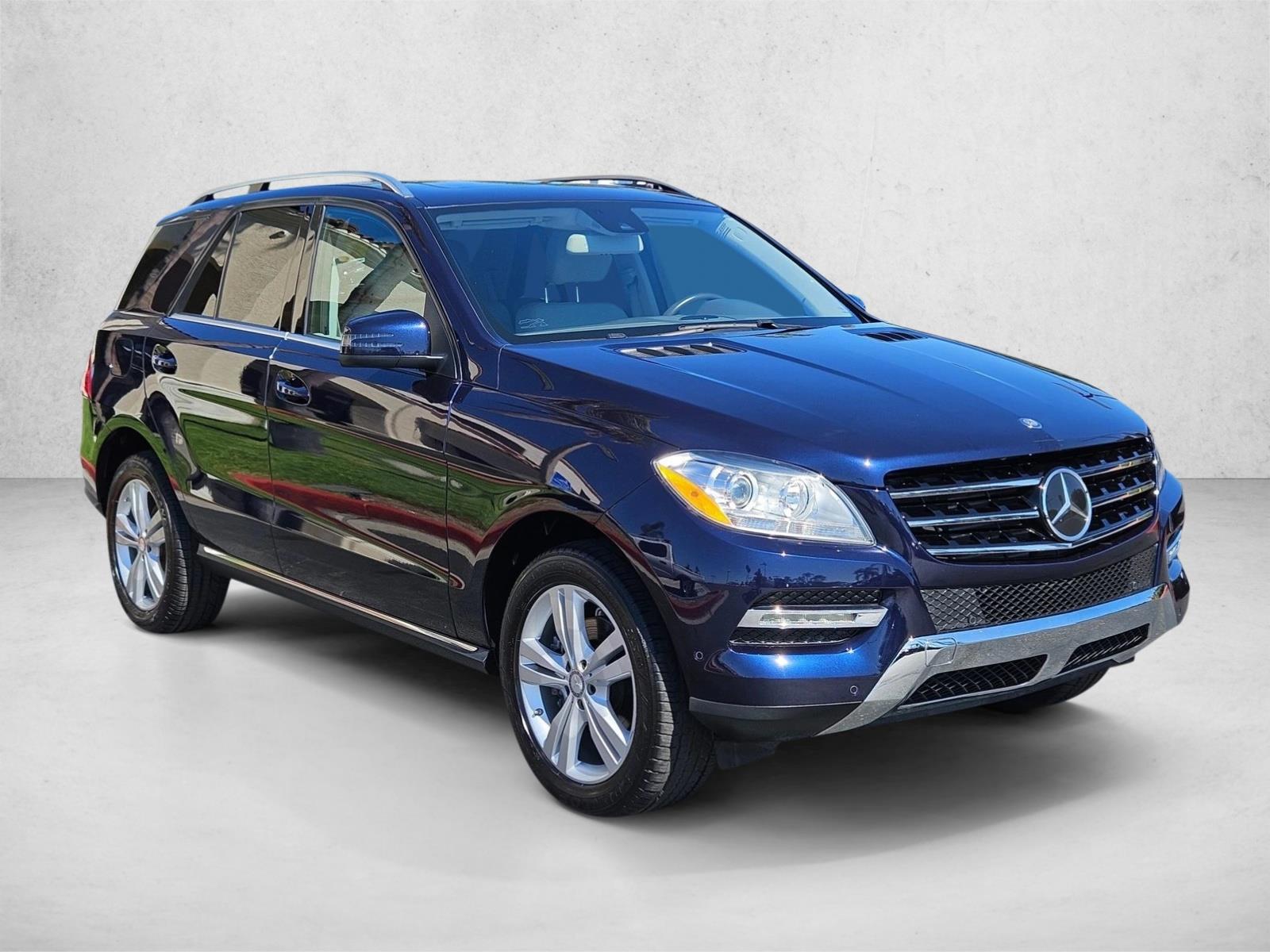 2013 Mercedes Benz ML 350 BlueTEC 4MATIC photo 3