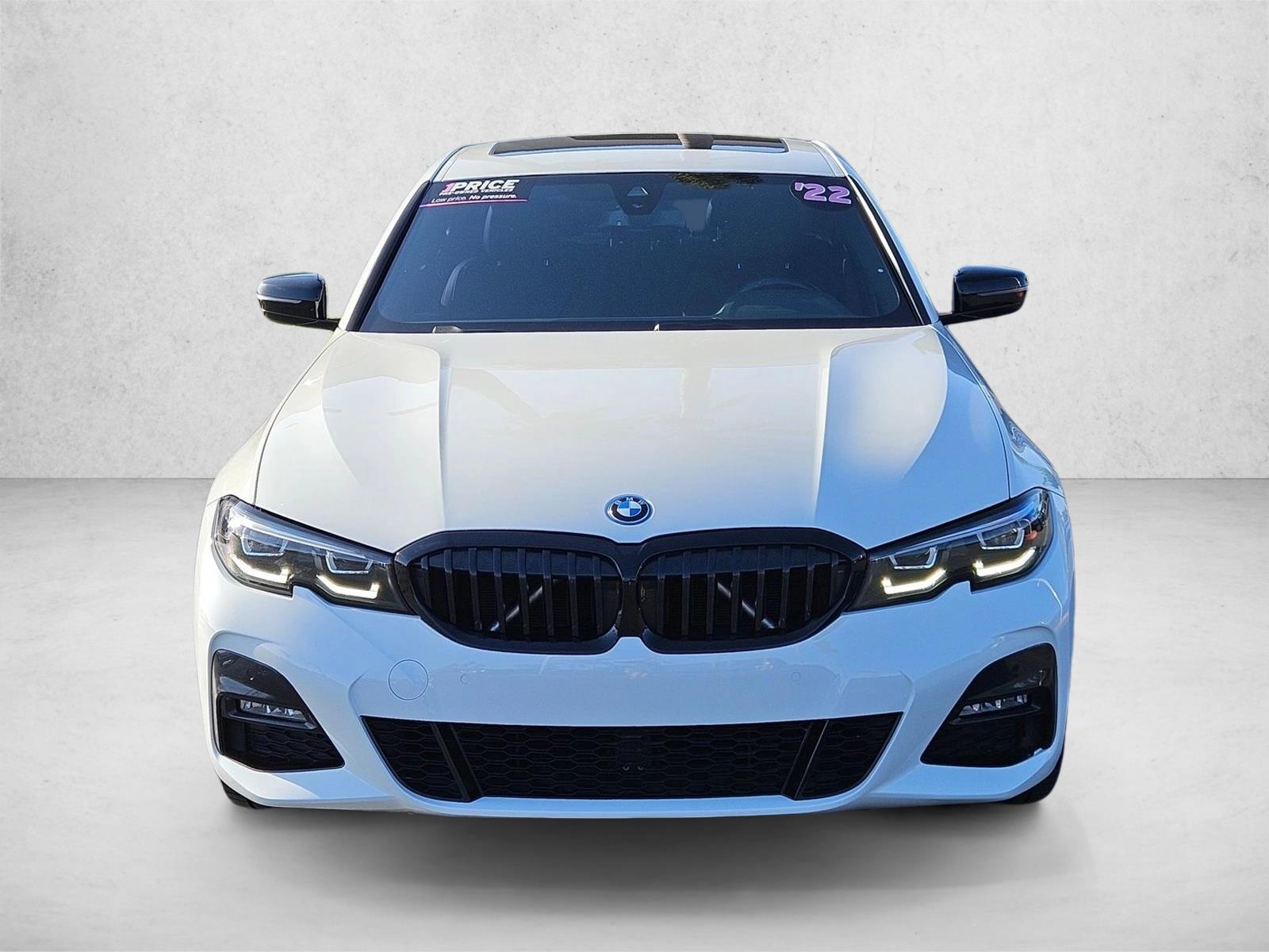 2022 Bmw 330e 3-Series photo 2