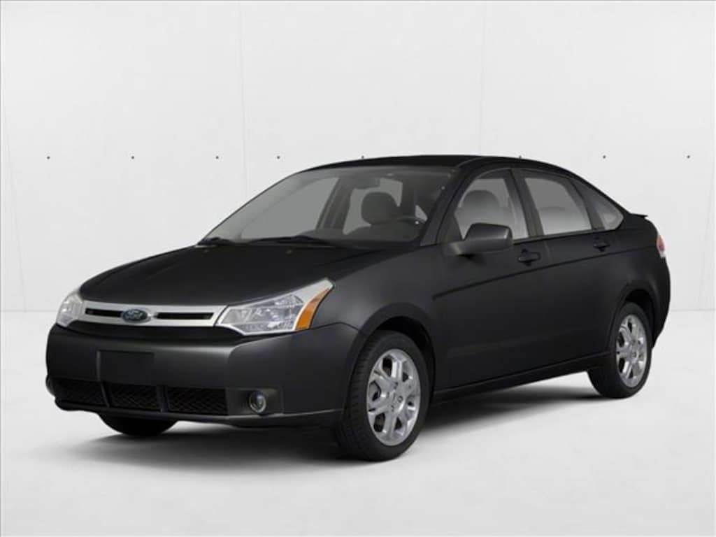 Used 2010 Ford Focus SE Sedan
